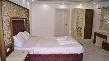 Double Room with Balcony4