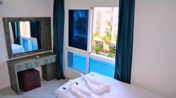 Family Suite with Balcony7